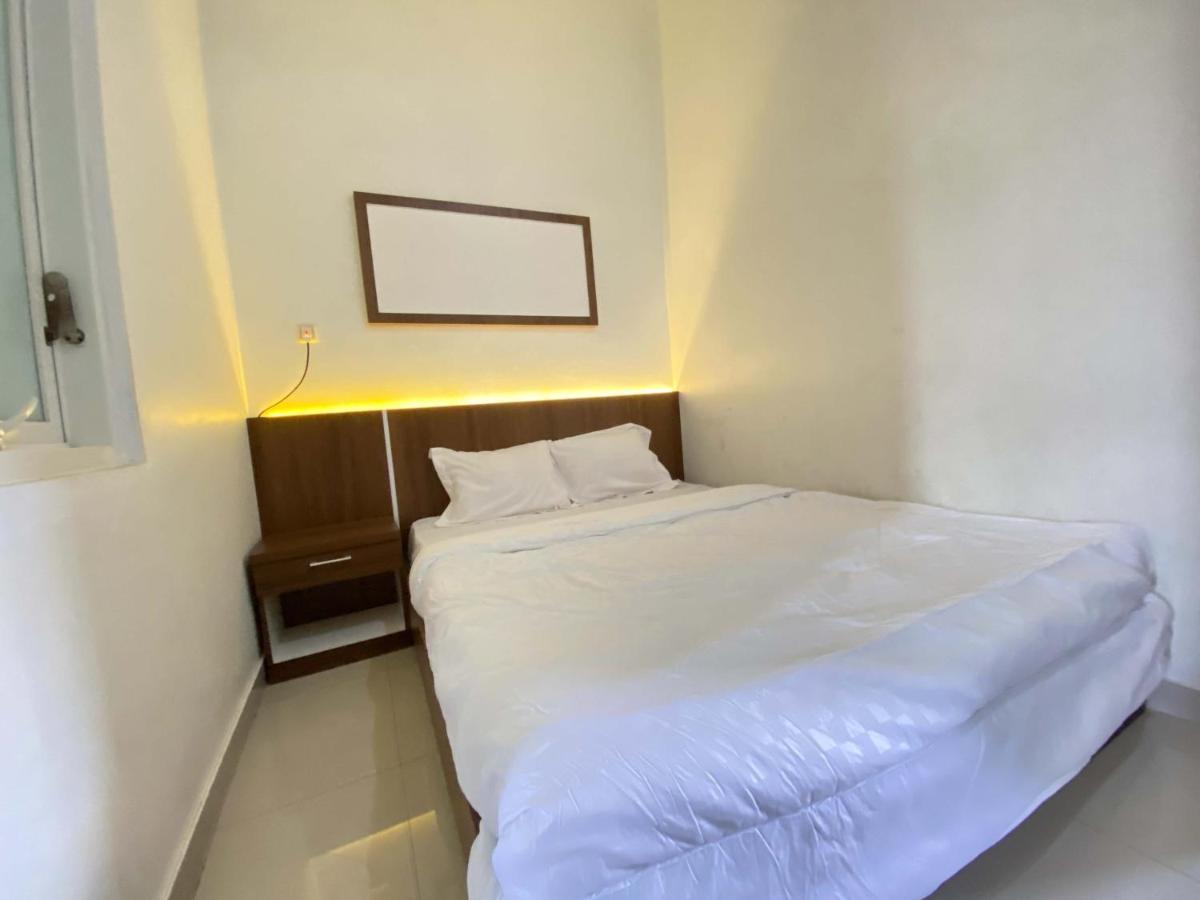 Ana Inn Ambarawa Mitra Reddoorz Семаранг Экстерьер фото
